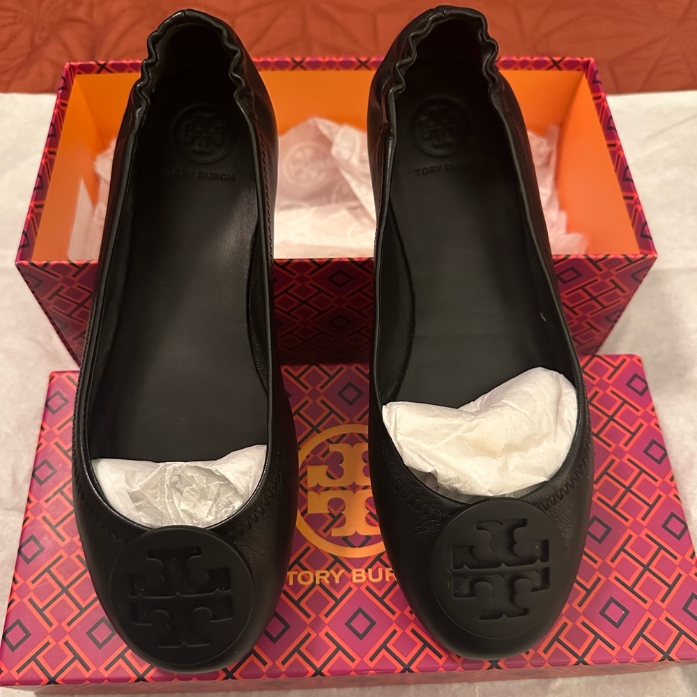 Tory Burch Minnie Travel Ballet Flats Black Leather Size 7 Casual Foldable